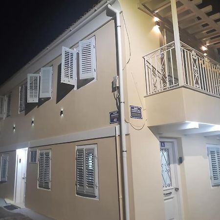 Garitsa Apartments Corfu  Esterno foto